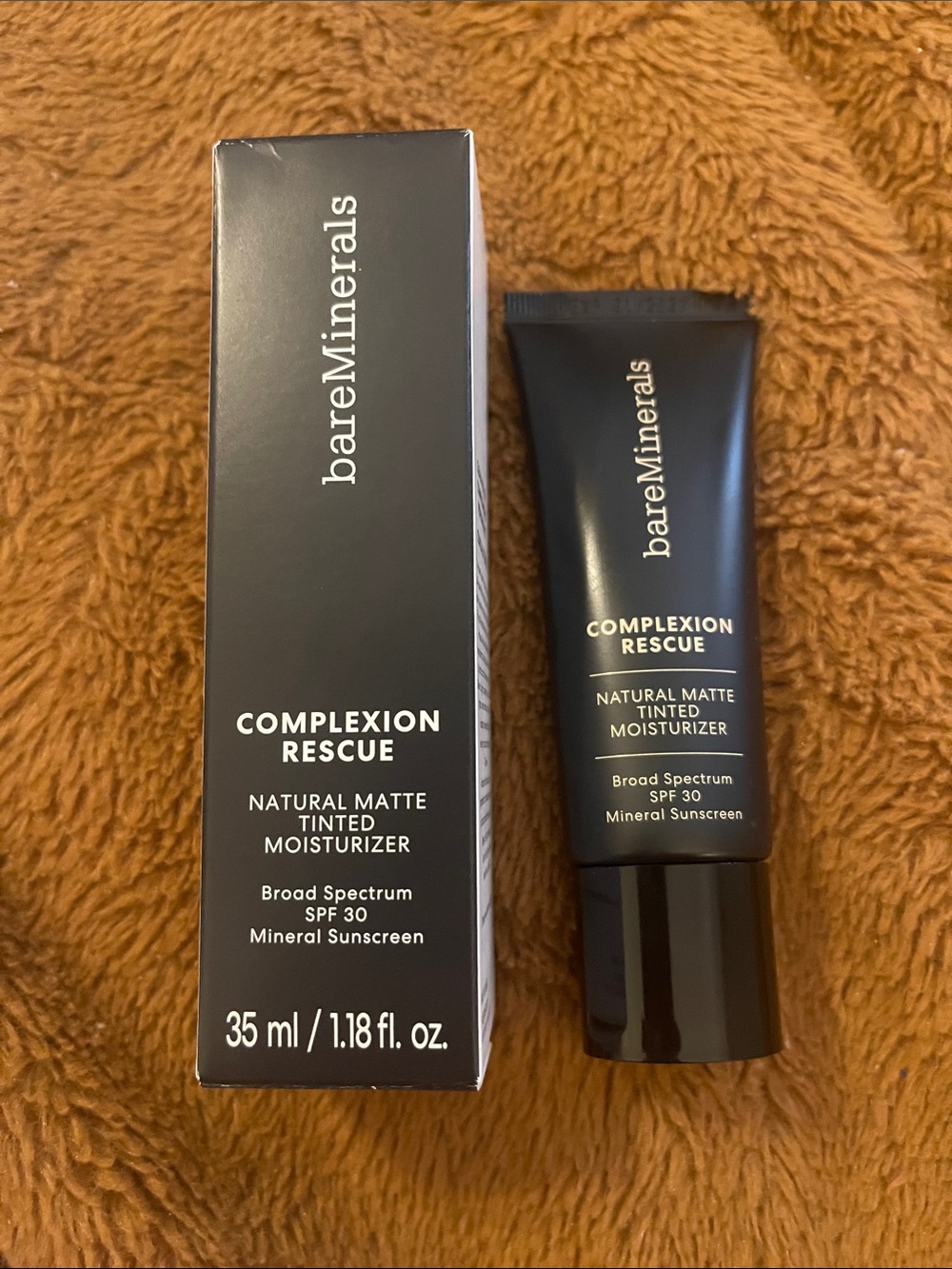 Bare minerals complexion rescue tinted moisturizer spf 30 NIB ginger 06